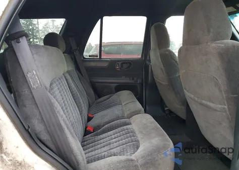 2001 GMC Jimmy z USA, uszkodzony, nr VIN 1GKDT13W91K214462